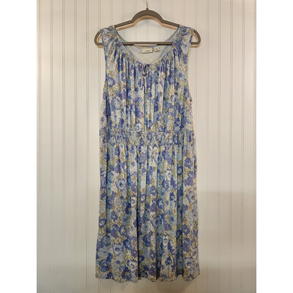 LL Bean Womens XL Petite Blue Floral Smocked Waist Rayon Knit Midi Dress Summer